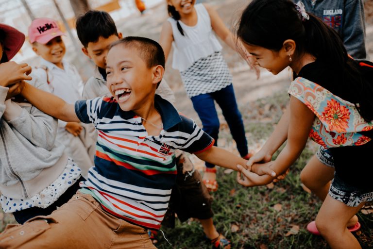 niños jugando